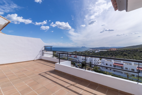 Radhus till salu Manilva, Malaga, Spanien 4 sovrum, 178 kvm. Nr. 109571 - foto 1