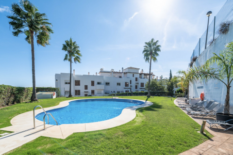 Apartment for sale Estepona, Malaga, Spain 3 bedrooms, 109 sq.m. No. 109601 - photo 4