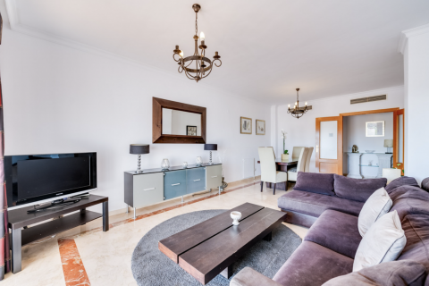Apartment for sale Estepona, Malaga, Spain 3 bedrooms, 109 sq.m. No. 109601 - photo 17