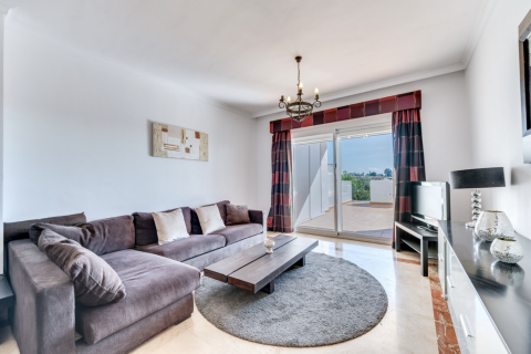 Apartment for sale Estepona, Malaga, Spain 3 bedrooms, 109 sq.m. No. 109601 - photo 19
