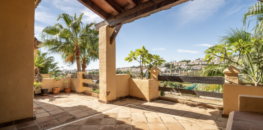 Lägenhet Estepona, Malaga, Spanien 2 sovrum, 135 kvm. Nr. 109569