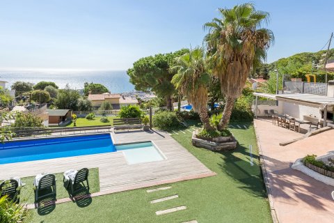 House for sale Lloret de Mar, Girona, Spain 4 bedrooms, 385 sq.m. No. 53157 - photo 2