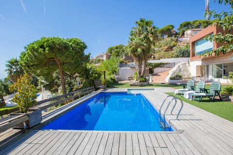House for sale Lloret de Mar, Girona, Spain 4 bedrooms, 385 sq.m. No. 53157 - photo 12