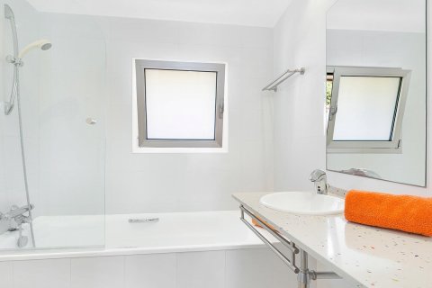 House for sale Lloret de Mar, Girona, Spain 4 bedrooms, 385 sq.m. No. 53157 - photo 6