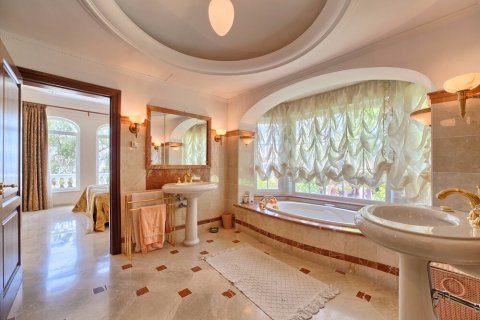 Māja pārdošanā Benahavis, Malaga, Spānijā 5 istabas, 756 m2 Nr. 22474 - attēls 4