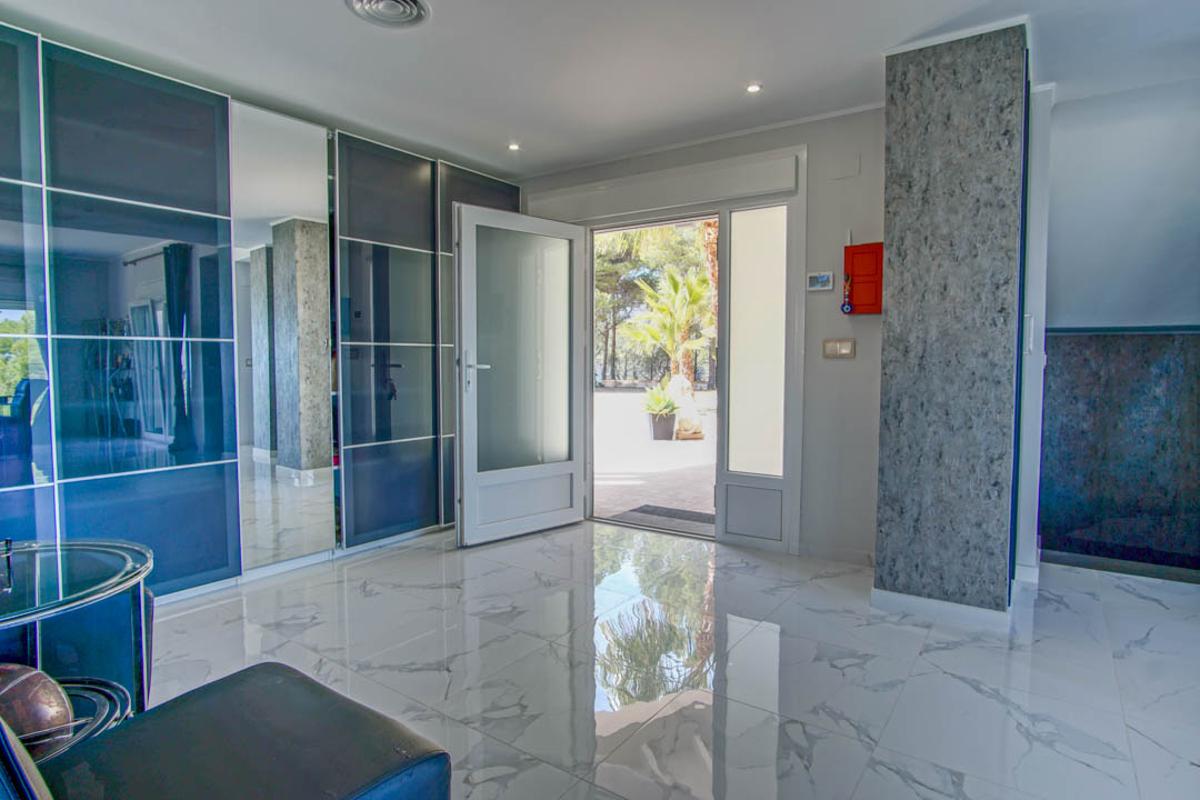 Villa en La Nucia, Alicante, España 8 dormitorios, 900 m2 No. 99310