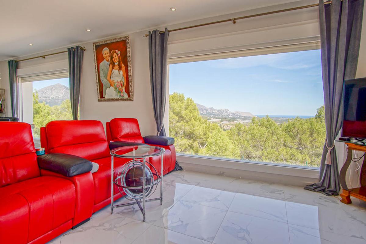 Villa en La Nucia, Alicante, España 8 dormitorios, 900 m2 No. 99310
