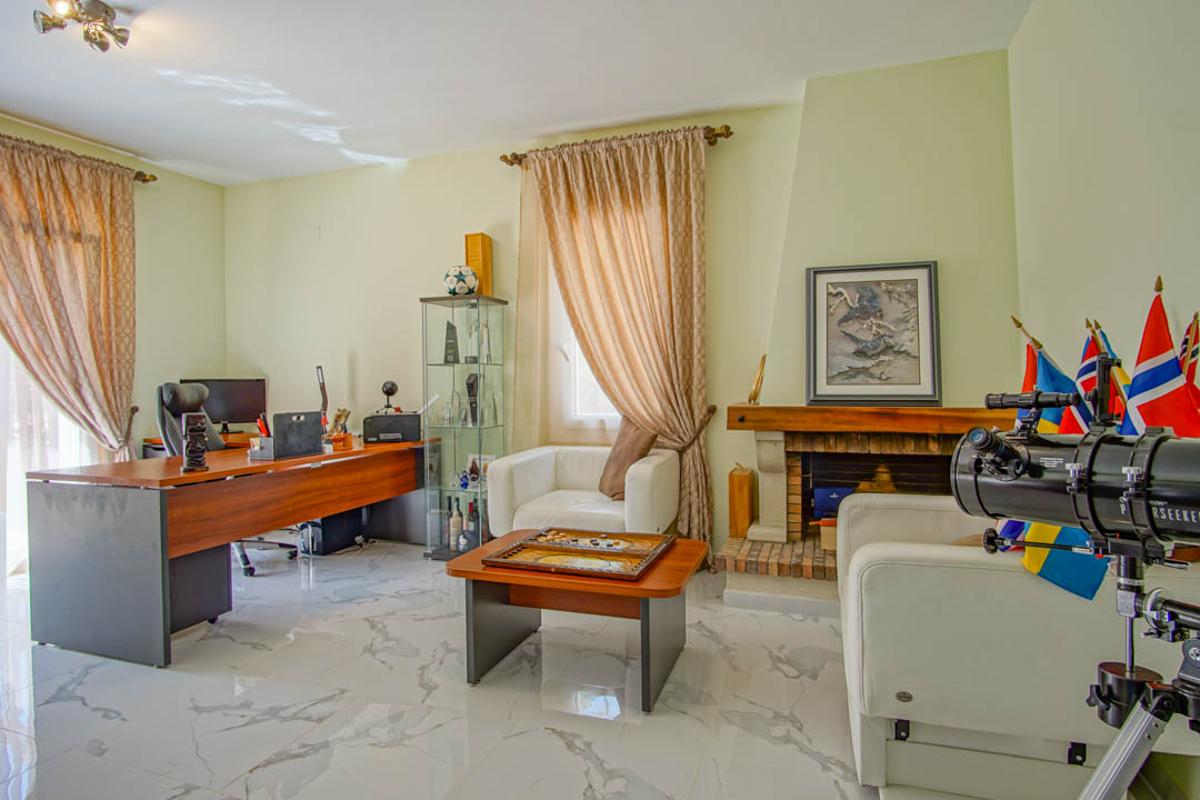 Villa en La Nucia, Alicante, España 8 dormitorios, 900 m2 No. 99310