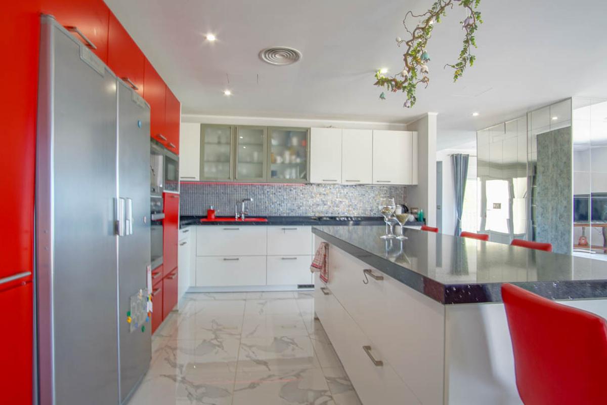 Villa en La Nucia, Alicante, España 8 dormitorios, 900 m2 No. 99310