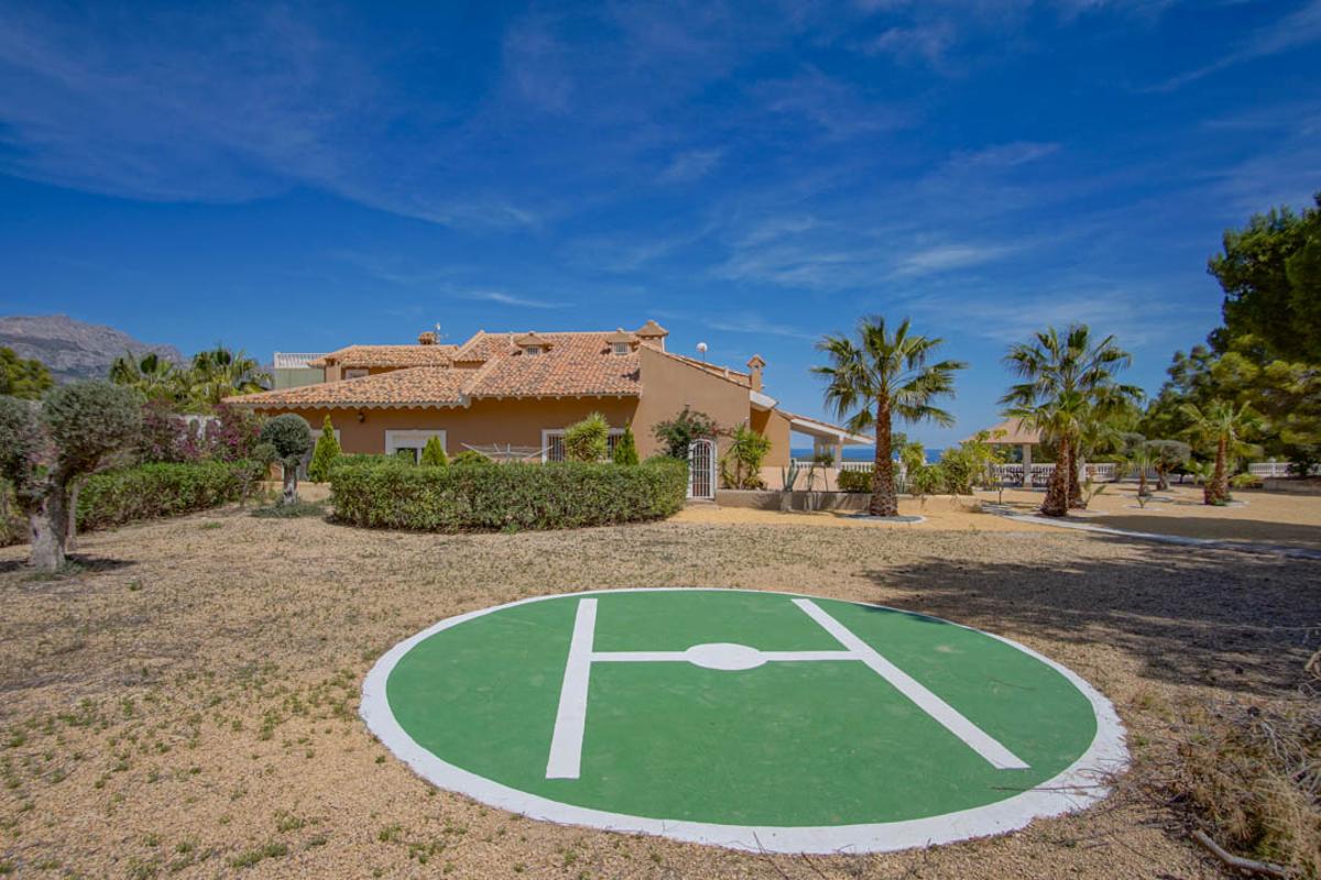 Villa en La Nucia, Alicante, España 8 dormitorios, 900 m2 No. 99310
