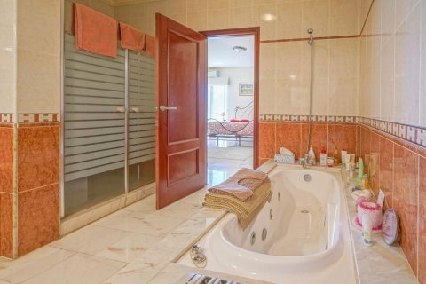 Villa à vendre Calpe, Alicante, Espagne, 3 chambres, 404 m2 No. 99313 - photo 24