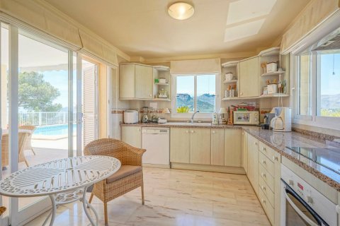 Villa à vendre Calpe, Alicante, Espagne, 3 chambres, 404 m2 No. 99313 - photo 13