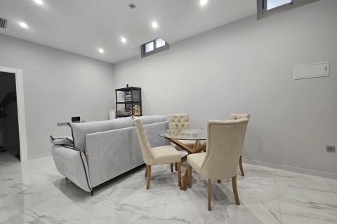 Villa for sale Alicante, Spain 4 bedrooms, 166 sq.m. No. 115926 - photo 22