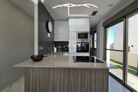 Villa for sale Alicante, Spain 4 bedrooms, 166 sq.m. No. 115926 - photo 8