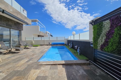 Villa for sale Alicante, Spain 4 bedrooms, 166 sq.m. No. 115926 - photo 2