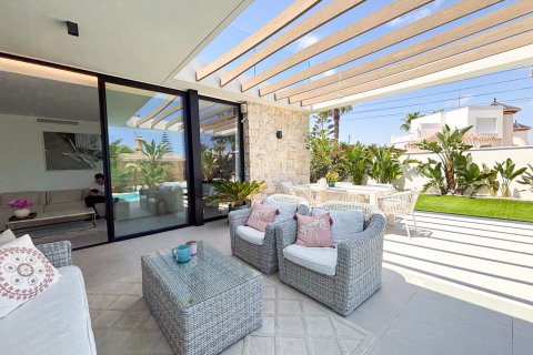Villa in vendita a Cabo Roig, Alicante, Spagna 3 camere da letto, 130 mq. N° 115297 - foto 8