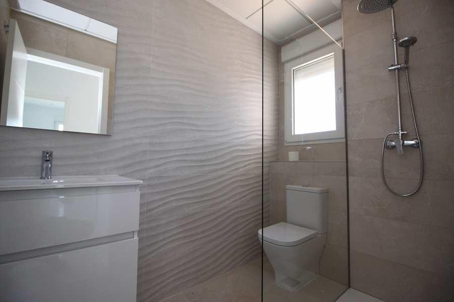 Huvila Pinoso, Alicante, Espanja 4 makuuhuonetta, 245 m2 No. 95007
