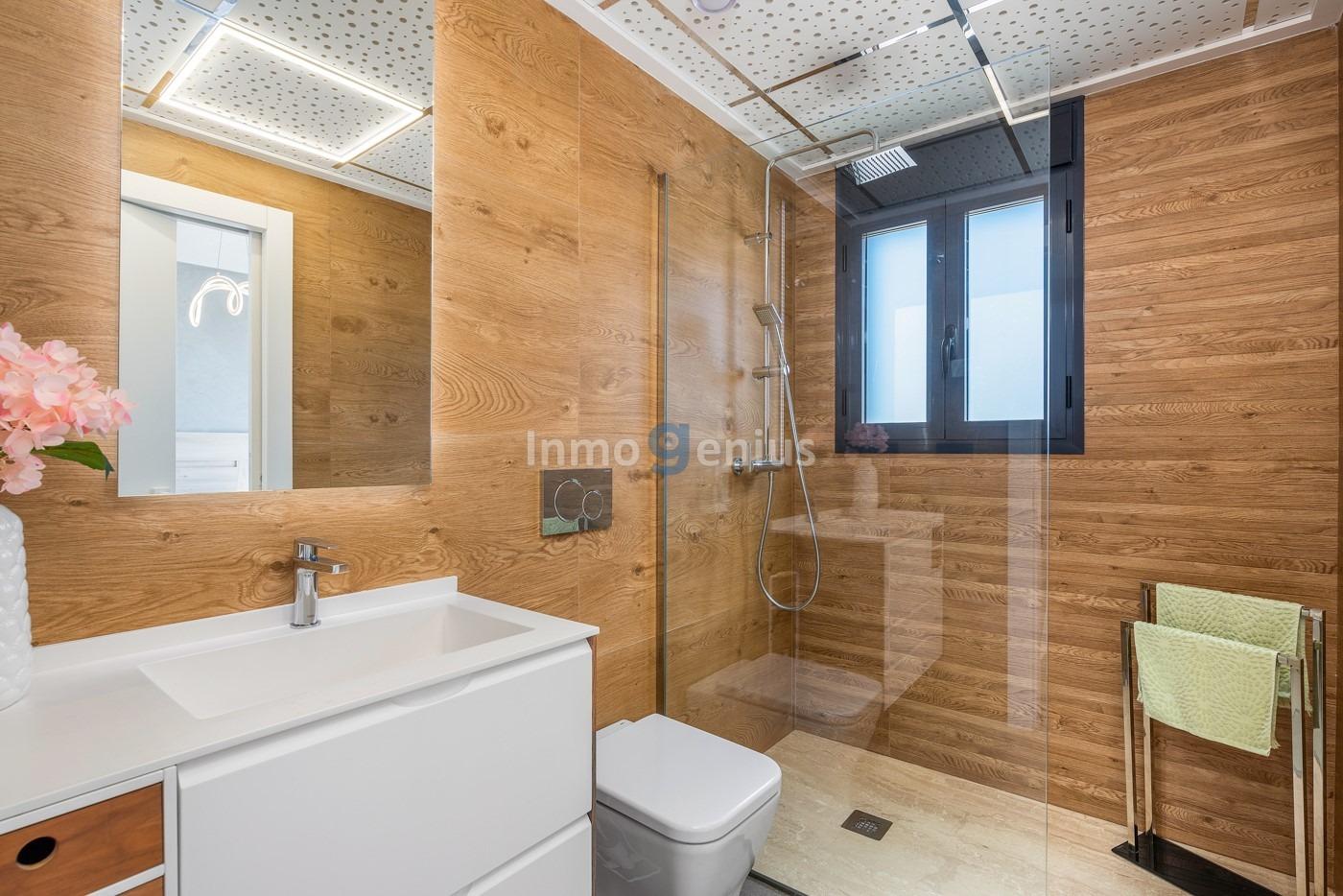 Bungalow i Guardamar del Segura, Alicante, Spanien 3 sovrum, 156 kvm. Nr. 81542