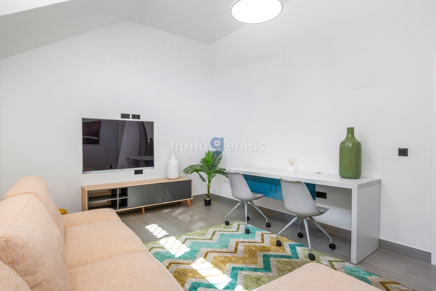 Bungalow i Guardamar del Segura, Alicante, Spanien 3 sovrum, 156 kvm. Nr. 81542