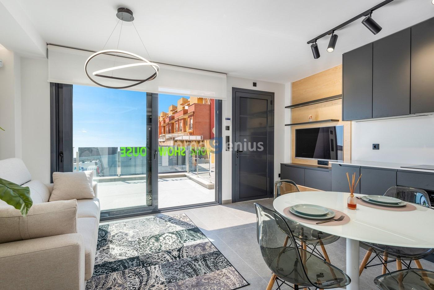 Bungalow i Guardamar del Segura, Alicante, Spanien 3 sovrum, 156 kvm. Nr. 81542