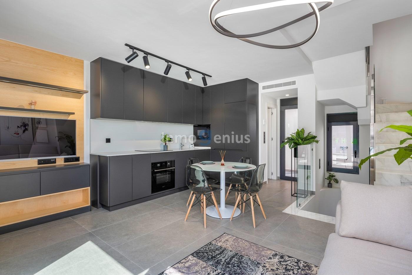 Bungalow i Guardamar del Segura, Alicante, Spanien 3 sovrum, 156 kvm. Nr. 81542