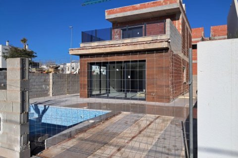 Villa for sale Pilar de la Horadada, Alicante, Spain 3 bedrooms, 136 sq.m. No. 113578 - photo 2