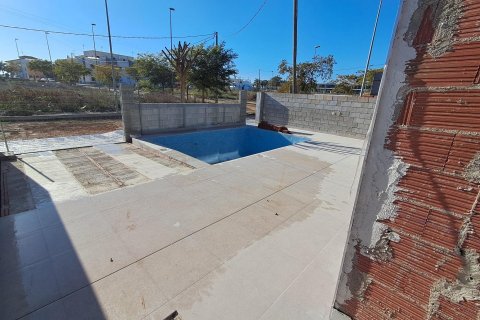 Villa for sale Pilar de la Horadada, Alicante, Spain 3 bedrooms, 136 sq.m. No. 113578 - photo 9