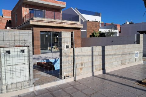 Villa for sale Pilar de la Horadada, Alicante, Spain 3 bedrooms, 136 sq.m. No. 113578 - photo 16