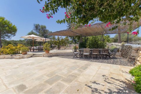 House for sale Sant Lluis, Menorca, Spain 4 bedrooms, 335 sq.m. No. 113581 - photo 7
