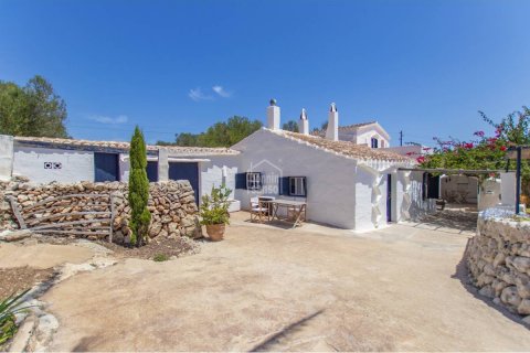 House for sale Sant Lluis, Menorca, Spain 4 bedrooms, 335 sq.m. No. 113581 - photo 3