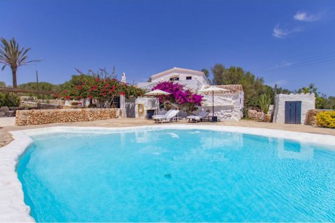 House for sale Sant Lluis, Menorca, Spain 4 bedrooms, 335 sq.m. No. 113581 - photo 4