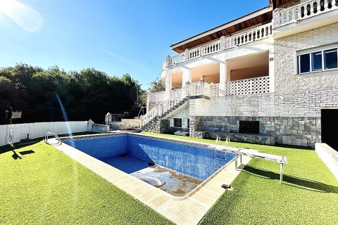 Huvila myytävänä Dehesa De Campoamor, Alicante, Espanja, 10 makuuhuonetta, 800 m2 No. 111200 - kuva 2