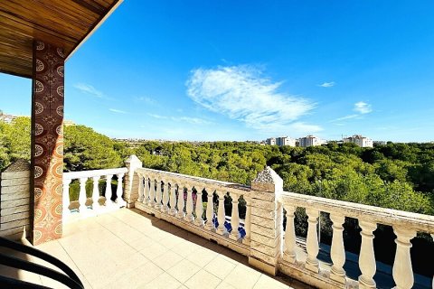 Huvila myytävänä Dehesa De Campoamor, Alicante, Espanja, 10 makuuhuonetta, 800 m2 No. 111200 - kuva 3