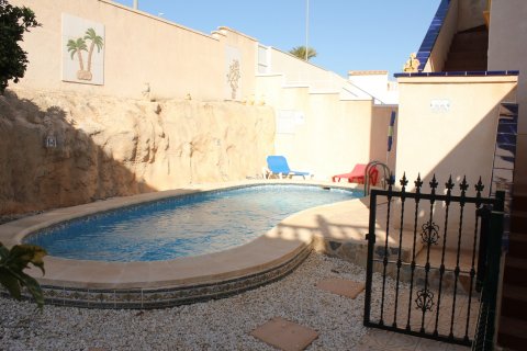 Villa pārdošanā Alicante, Spānijā 5 istabas, 178 m2 Nr. 117401 - attēls 3