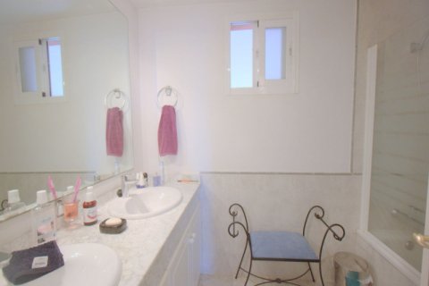 Penthouse for sale Manilva, Malaga, Spain 3 bedrooms, 150 sq.m. No. 109638 - photo 2