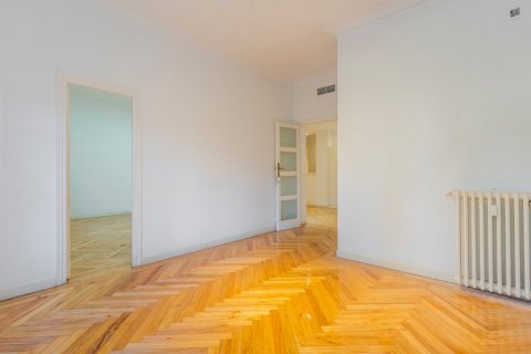 Appartamento in vendita Madrid, Spagna 4 camere da letto, 250 mq. N° 108152 - foto 16