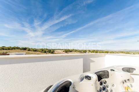 Lägenhet till salu Torrevieja, Alicante, Spanien 3 sovrum, 71 kvm. Nr. 48780 - foto 30