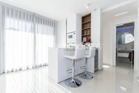 Dzīvoklis pārdošanā Torrevieja, Alicante, Spānijā 3 istabas, 71 m2 Nr. 48780 - attēls 18