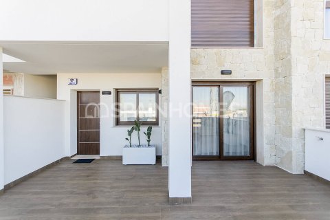 Huoneisto myytävänä Torrevieja, Alicante, Espanja, 2 makuuhuonetta, 63 m2 No. 48778 - kuva 5