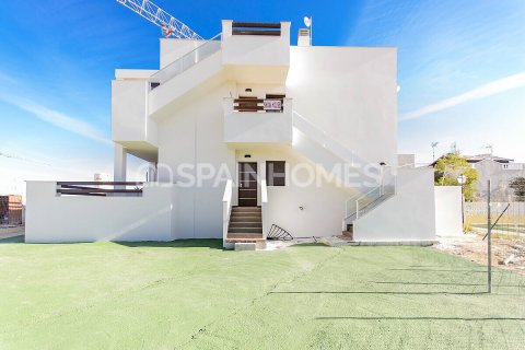 Huoneisto myytävänä Torrevieja, Alicante, Espanja, 2 makuuhuonetta, 63 m2 No. 48778 - kuva 13