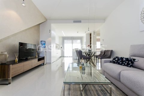 Huoneisto myytävänä Torrevieja, Alicante, Espanja, 2 makuuhuonetta, 63 m2 No. 48778 - kuva 21