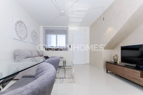 Huoneisto myytävänä Torrevieja, Alicante, Espanja, 2 makuuhuonetta, 63 m2 No. 48778 - kuva 22