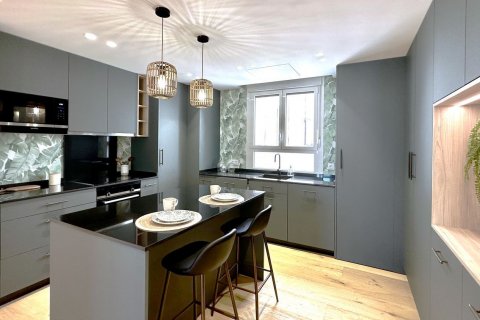 Dzīvoklis pārdošanā Madrid, Spānijā 3 istabas, 165 m2 Nr. 84525 - attēls 7