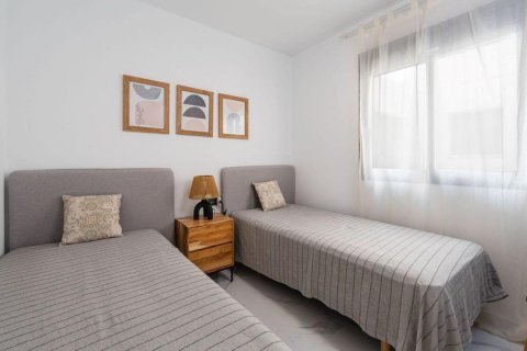 Dzīvoklis pārdošanā Torrevieja, Alicante, Spānijā 90 m2 Nr. 109184 - attēls 29