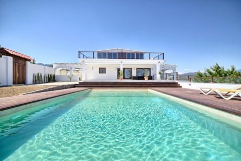 Casa in vendita Estepona, Malaga, Spagna 4 camere da letto, 100 mq. N° 23160 - foto 1