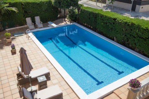 House for sale Calafell, Tarragona, Spain 4 bedrooms, 187 sq.m. No. 21564 - photo 2