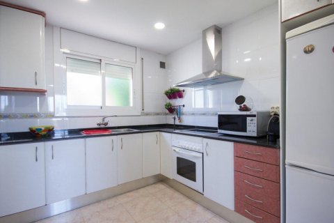 House for sale Calafell, Tarragona, Spain 4 bedrooms, 187 sq.m. No. 21564 - photo 11