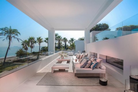 House for sale Estepona, Malaga, Spain 12 bedrooms, 2513 sq.m. No. 22831 - photo 12