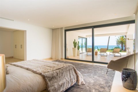 House for sale Estepona, Malaga, Spain 12 bedrooms, 2513 sq.m. No. 22831 - photo 19