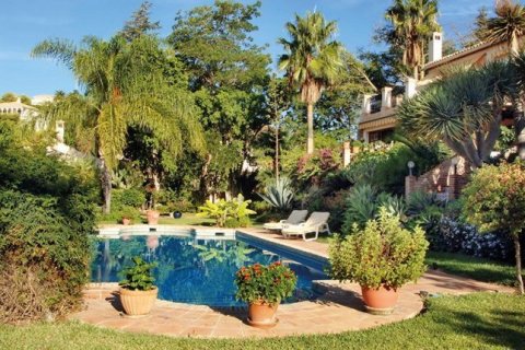 House zum Verkauf Estepona, Malaga, Spanien 5 Schlafzimmer, 686 m2 Nr. 23165 - Foto 1